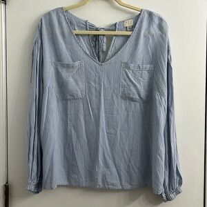 a new day woman’s long sleeve, lightweight shirt - size XL